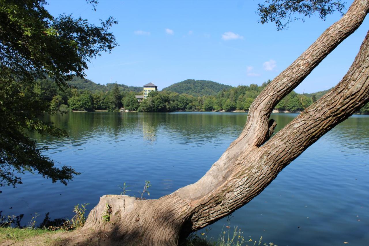 Banská Štiavnica Penzion Topky מראה חיצוני תמונה
