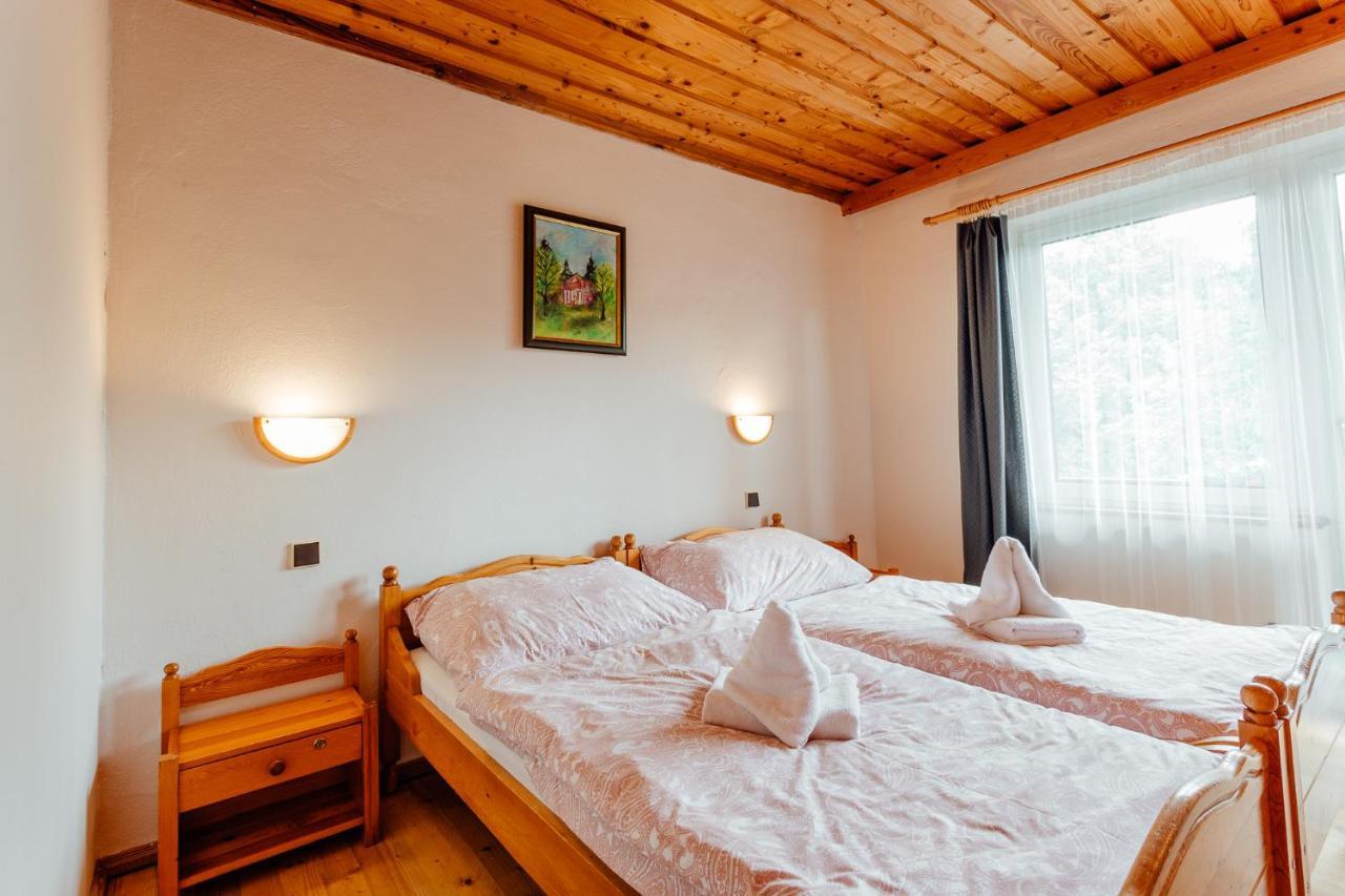 Banská Štiavnica Penzion Topky מראה חיצוני תמונה